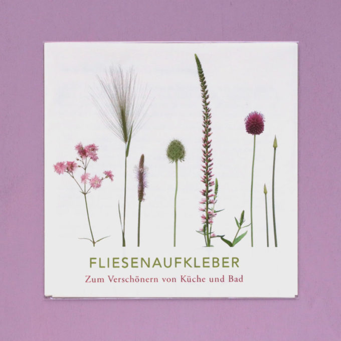 Fliesenaufkleber "Wiese rosa"